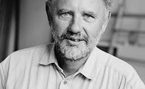 Doktor Glas opererer stadig for mange kunstnere