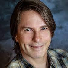 Travis Dellinger's Instagram, Twitter & Facebook