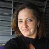 Renee Mcleod's Instagram, Twitter & Facebook