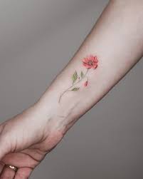 4 336 Likes 25 Comments Tritoan Ly 7th Day Studio Tritoan Seventhday On Instagram Simple R Watercolor Poppy Tattoo Poppies Tattoo Poppy Tattoo Small
