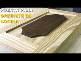 Si tu cocina es oscura, ves directamente a las puertas de cristal, para que la luz natural se cuele. Puerta Para Gabinete De Mueble De Cocina Facil De Hacer Paso A Paso Youtube