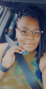 Hello Mz. Queenie from tha 313.. been having locs for years but cut them  and this after my cutting process😍🥰😘