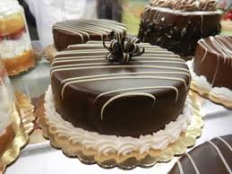 White Chocolate Mousse Chocolate Cake Designs Chocolate Candy Cake Fancy Desserts
