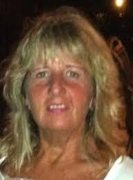 Lesley Hare's Instagram, Twitter & Facebook