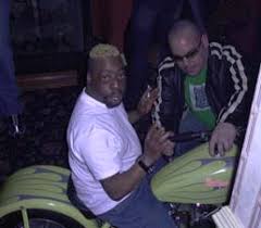 I ask beet the questions and tweet his answers word for word beetlejuice green ретвитнул(а) mr. Beetlejuice Robbrink Com