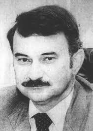 Julian Pierce's Instagram, Twitter & Facebook