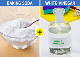 Dibandingkan dengan cairan pembersih lainnya. 5 Cara Mudah Memutihkan Sepatu Pakai Produk Rumah Tangga Pakai Soda Kue Hingga Lemon Tribunnews Com Mobile