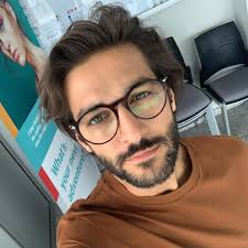 ciao switzerland 🇨🇭shooting here is always a pleasure 🤛🏽 . . #glasses  #shooting #goodmorning #bonjour