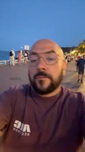 Please tell us what to watch but you know me ... please come with the  quality!