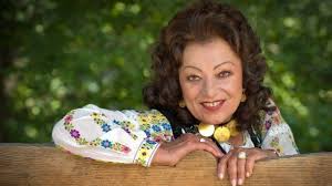 Tatal sau, ion ciobanu, era un instrumentist popular, iar mama sa, nicolita, a avut. Maria Ciobanu È™i A FÄƒcut Testamentul Averea De Milioane De Euro Va Ajunge La Starpopular Ro