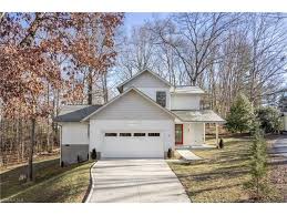 111 Bilberry Lane Candler Nc Energy Efficient Homes Building A House Private Deck