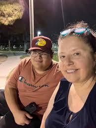 Hi I was a casino dealer 33 years. But I broke my knee at Smiths Food snd  Drug. They promised to help me. Instead they conspired with my lawyer to  abandon me.