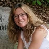 6 "Suzanne Seale" profiles