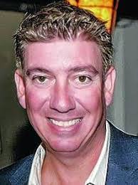 Ben Aucoin's Instagram, Twitter & Facebook