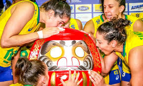 A seleção brasileira feminina de vôlei fará sua estreia nas olimpíadas de tóquio na manhã deste domingo. Selecao Feminina De Volei Do Brasil Carimba Passaporte Para Toquio Bernadete Alves