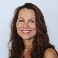 Natasha Nicholson's Instagram, Twitter & Facebook