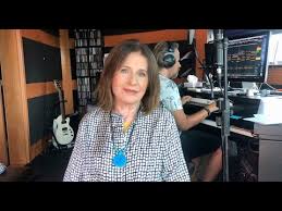 Mondd el ha látod őt duett. Koncz Zsuzsa Videouzenet 2020 Aug 19 Youtube