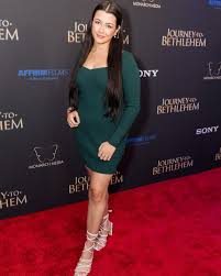 Carol Chaves - Free sexy pics, galleries & more at Babepedia