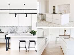 17 une cuisine avec un sol elegant le noir et blanc joue la carte de lelegance et du caractere dans la cuisine. Cuisine Blanche 6 Concepts Pour Montrer Votre Cote Lumineux