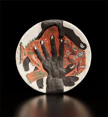 Je suis ingénieur luthier potositas 41 00:02:10. Phillips Pablo Picasso Hands With Fish Mains Au Poisson 1953 Evening Day Editions New York Tuesday April 23 2019 Lot 96