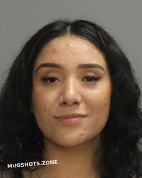 Alicia Loredo's Instagram, Twitter & Facebook