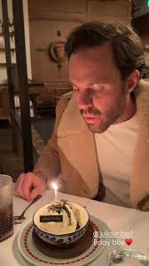 Reel by Clare Nicholson (@clarenicholsonsculptor) · June 9, 2025