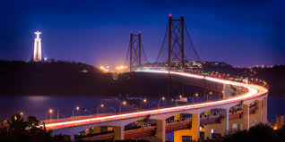 Choisissez parmi des contenus premium lissabon brücke de la plus haute qualité. Die 25 De Abril Brucke Und Die Christus Statue Lissabon Portugal Foto Von Nico Trinkhaus