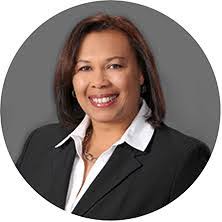 Natalie Packer's Instagram, Twitter & Facebook