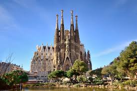 Entretanto a família pode ser diferenciada segundo o grau de parentesco que apresentem seus membros. Gaudi S Sagrada Familia Enters Final Stage Of Construction