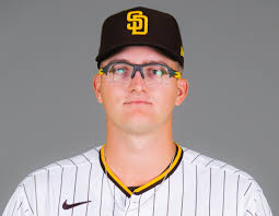 Padres On Deck: RHPs Hawkins and Mundo combine