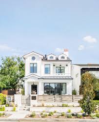 It's a lifestyle choice with ideas this stylish and innovative though, small homes are more than just a possibility; Small Lot Modern Farmhouse Home Bunch Interior Design Ideas