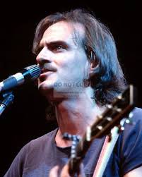 JAMES TAYLOR SINGER SONGWRITER MUSICIAN