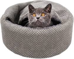 This diy cat bed is both comfortable and chic so you and your cat will equally love it. Amazon Com Winsterch Washable Warming Cat Bed House Round Soft Cat Beds Pet Sofa Kitten Bed Small Pet Beds Gray Pet Supplies