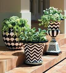 Black And White Flower Pot Design Zoey Black Planter Grandin Road Container Gardening Flowers Painted Flower Pots Flower Pots