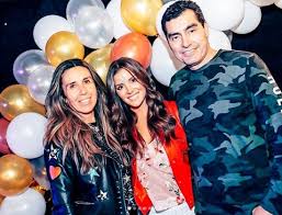 Catalina vallejos news, gossip, photos of catalina vallejos, biography, catalina vallejos help us build our profile of catalina vallejos! Cual Es Cual Catalina Vallejos Sorprende Con Foto Fitness De Su Madre