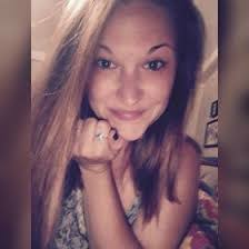 Ariel Temple's Instagram, Twitter & Facebook