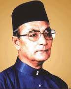Ia menjabat sebagai perdana menteri 2009 hingga 2018. Tun Hussein Bin Dato Onn Tokoh Sejarah Negara