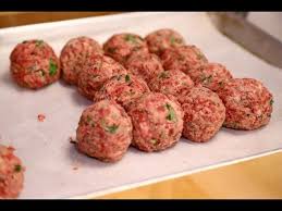 How To Make Classic Italian Meatballs Youtube Classic Italian Meatballs Meatball Recipes Easy Italian Meatballs