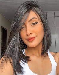 Best Shoulder Length Haircuts For Young Ladies Medium Hair Styles Short Hair Styles Gray Hair Highlights