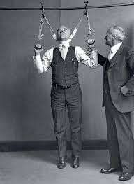 Bizarre Images Of Medical Treatments Through History 1900 1940 Rare Historical Photos Medical Practice Medical Treatment Medical