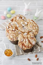 Dopo i primi 20 minuti coprire il dolce con carta forno per non farlo colorire troppo. Colomba Di Pasqua La Tana Del Coniglio
