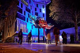 The Beautiful Dreamer Public Art The Dreamers Contemporary Artists