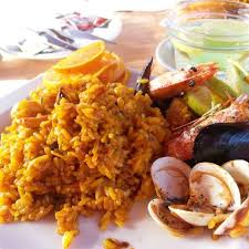 Infórmate sobre cómo cocinar este plato típico de comunitat valenciana. Aprende A Preparar Una Paella Mixta Como Un Experto Con Esta Receta Video Gastrolab