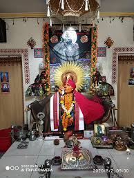 Biyografi, gajanan maharaj'ın kökenlerinin çeşitli versiyonlarından bahsediyor. Shree Sant Gajanan Maharaj Mandir Thane Thane Maharashtra India Hindu Temple Religious Center Facebook