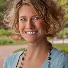 Amber Stowe's Instagram, Twitter & Facebook