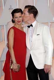 In 2015, benedict cumberbatch spent $14.2 million on a huge mansion in hidden hills, california. Benedict Cumberbatch Appears A Little Worse For Wear As He Forgets He Is Married During Post Oscars Interview Mirror Online