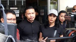 Aku termasuk otg (orang tanpa gejala) dari awal terpapar tapi hari ini penciuman mulai hilang, tuturnya. Raiden Soedjono Gugat Cerai Dan Harta Setelah 4 Tahun Menikahi Tyas Mirasih Apa Saja Harta Mereka Warta Kota