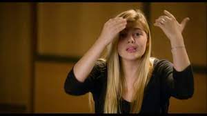 Décrire une personne les possessifs. La Famille Belier Notre Avis Sur Le Flim Lifebygirls