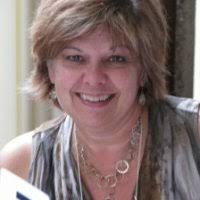 Danielle Dansereau Email & Phone Number