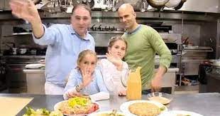 Chef Jose Andres With Chef Sam Kass And Two Of His Daughters Food Bon Appetit Magazine Culinary